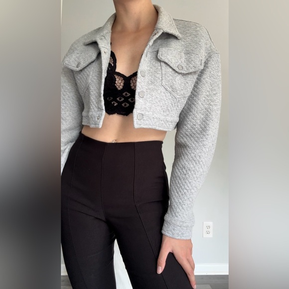 Long sleeve Crop Shirt Jacket - Picture 2 of 10